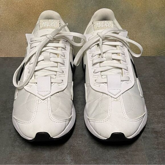 Nike Air Max Pre-Day DH5106-100 Women's White/Black Sneakers Size 9 - Picture 4 of 16